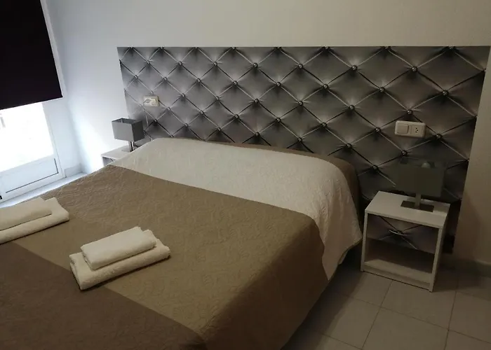 Casas - Playa Del Cura 2 *